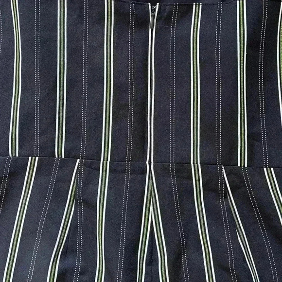 Cupcakes and Cashmere Womens Navy Green Striped Jumpsuit Size 2 NWT MSRP… - Picture 6 of 7